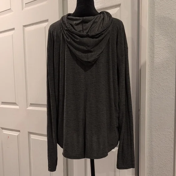 Old Navy Active Breathe On Womens XL Gray Lightweight Hooded Athletic Top - Picture 4 of 9